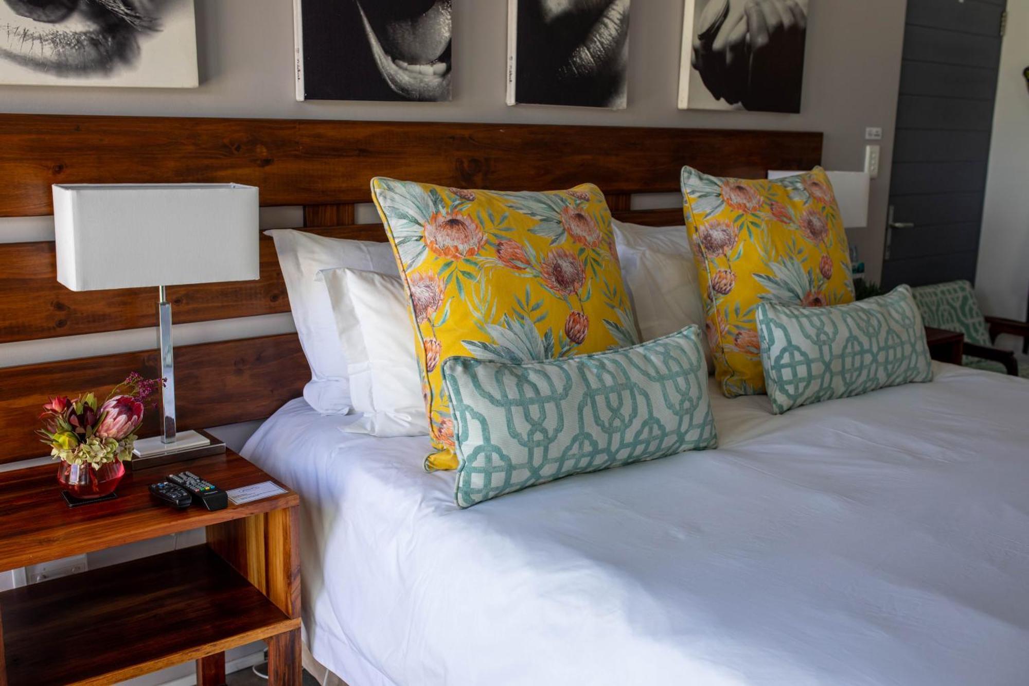 Stay At Friends Bettys Bay Bilik gambar