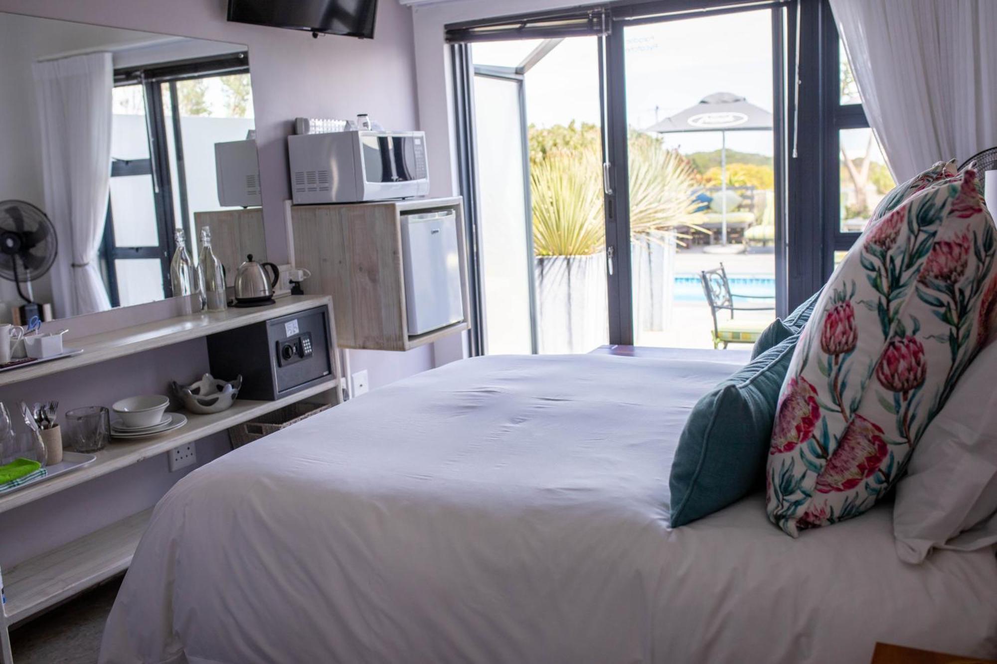 Stay At Friends Bettys Bay Bilik gambar